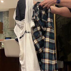 Under Armour Sleeveless/ American Eagle Flannel